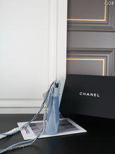 Load image into Gallery viewer, CC1483 Chanel 26P Classic Quilted Chain Bag / M 23×19 cm | S 20×14 cm
