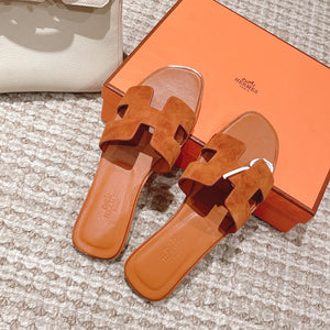 SE1089 H Oran Sandal /  Size4-11