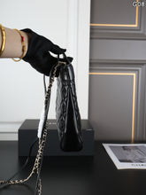 Load image into Gallery viewer, CC1486 Chanel 26P Classic Quilted Chain Bag / M 23×19 cm | S 20×14 cm

