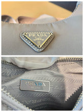 Load image into Gallery viewer, PD272 Prada Re-Edition 2005 Re-Nylon bag / 7.1x8.6x2.3inch
