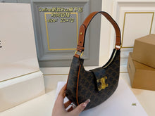 Load image into Gallery viewer, CL143 Small Hobo Bag / 9x5.1x2inch
