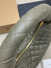 Load image into Gallery viewer, YSK438 ICARE Hobo in Quilted Nappa / 11.8–18.5" x 12" x 0.8–4.7" / HIGHEST QUALITY VERSION
