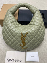 Load image into Gallery viewer, YSK440 ICARE Hobo in Quilted Nappa / 11.8–18.5" x 12" x 0.8–4.7" / HIGHEST QUALITY VERSION
