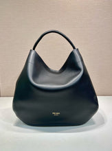 Load image into Gallery viewer, PD409 Prada Oversized Tote / HIGHEST QUALITY VERSION / 45.5×43×11 cm
