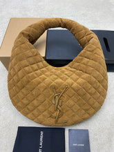 Load image into Gallery viewer, YSK443 ICARE Hobo in Quilted Nappa / 11.8–18.5" x 12" x 0.8–4.7" / HIGHEST QUALITY VERSION
