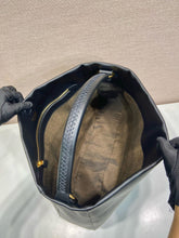Load image into Gallery viewer, PD409 Prada Oversized Tote / HIGHEST QUALITY VERSION / 45.5×43×11 cm
