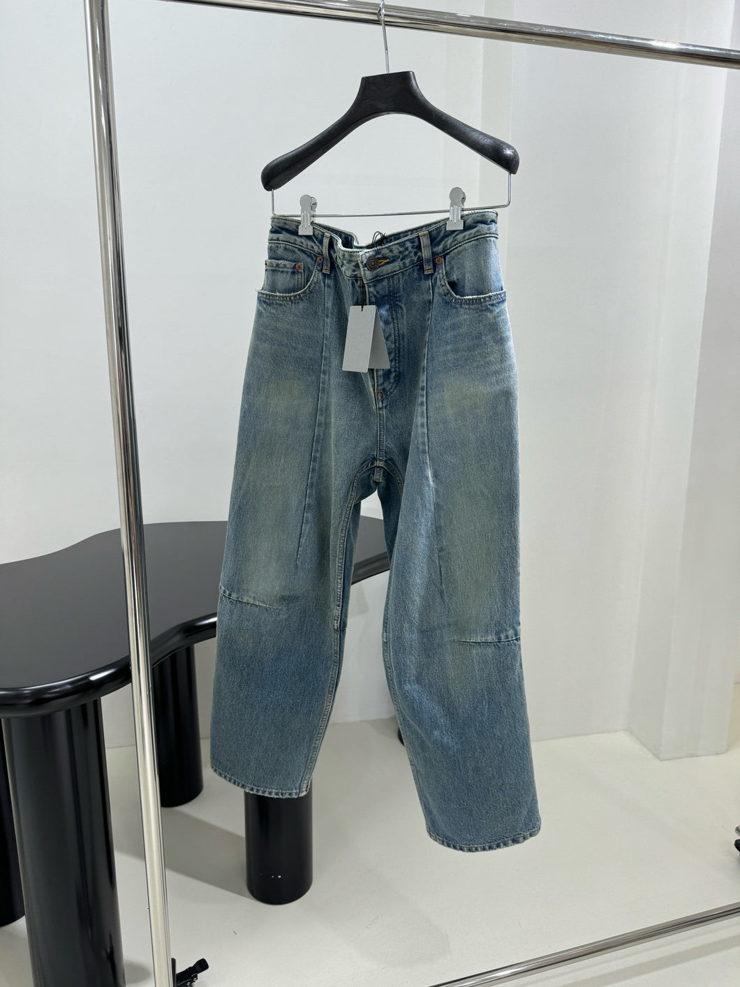 CLTH426 Balenciaga Women's Loose Fit Pants