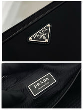 Load image into Gallery viewer, PD410 Prada Re-Nylon &amp; Saffiano / HIGHEST QUALITY VERSION / 20×13.5×7 cm

