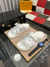 Load image into Gallery viewer, MSE085 LB Sandals / Size7-12
