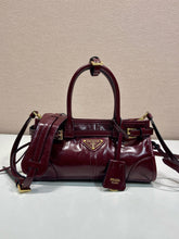 Load image into Gallery viewer, PD414 Prada Softlux Oil-Waxed Leather Mini / HIGHEST QUALITY VERSION / 23.5×12×9 cm
