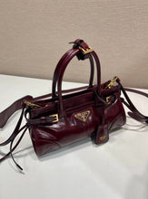 Load image into Gallery viewer, PD414 Prada Softlux Oil-Waxed Leather Mini / HIGHEST QUALITY VERSION / 23.5×12×9 cm
