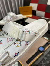 Load image into Gallery viewer, MSE085 LB Sandals / Size7-12
