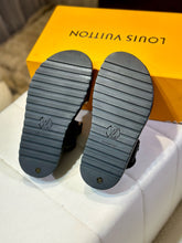 Load image into Gallery viewer, SE1374 LB Sandals / Size5-11

