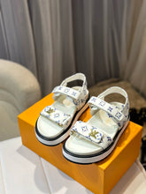 Load image into Gallery viewer, SE1375 LB Sandals / Size5-11
