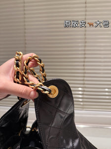 CC1133 CHANEL 25 Small Handbag / 11.8 x 10.2 x 5.5in