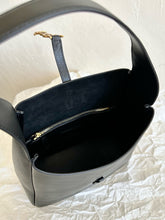 Load image into Gallery viewer, YSK399 le 5 à 7 Supple Small/Large in Grained Leather / HIGHEST QUALITY VERSION
