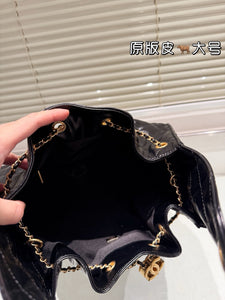 CC1133 CHANEL 25 Small Handbag / 11.8 x 10.2 x 5.5in