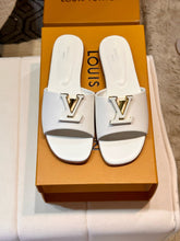 Load image into Gallery viewer, SE1368 LB Slippers / Size5-11
