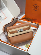 Load image into Gallery viewer, HM204 Hermes Kelly Messenger / HIGHEST QUALITY VERSION / 37×26×14 cm
