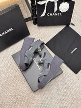 Load image into Gallery viewer, SE1364 CC Sandals /  Size5-10

