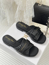 Load image into Gallery viewer, SE1172 Dio(r)evolution Slide / Size5-9
