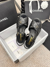 Load image into Gallery viewer, SE1363 CC Sandals /  Size5-10
