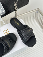 Load image into Gallery viewer, SE1172 Dio(r)evolution Slide / Size5-9
