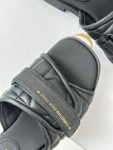 Load image into Gallery viewer, SE1172 Dio(r)evolution Slide / Size5-9
