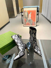 Load image into Gallery viewer, SE1245 GC Women&#39;s Ankle Boot / Size5-11
