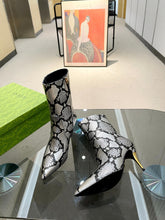 Load image into Gallery viewer, SE1245 GC Women&#39;s Ankle Boot / Size5-11
