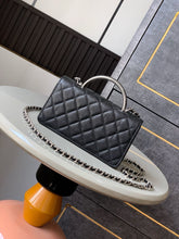 Load image into Gallery viewer, CC1176 Mini Flap Bag with Top Handle / 4.7 x 7.7 x 2.6in
