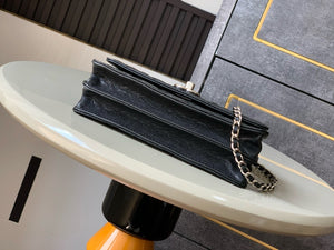 CC1176 Mini Flap Bag with Top Handle / 4.7 x 7.7 x 2.6in