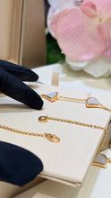 Load image into Gallery viewer, JW1442 Bvlgari Divas' Dream Necklace / 18K Gold Plated &amp; Zirconia
