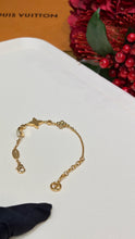 Load image into Gallery viewer, JW1443 LV 2026 Zirconia Floral Bracelet / Engraved Monogram
