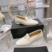 Load image into Gallery viewer, SE1250 Moccasins / Size5-10
