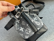 Load image into Gallery viewer, LB931 Nano Noé / 5.1 x 6.3 x 3.9 inches
