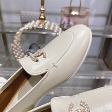 Load image into Gallery viewer, SE1250 Moccasins / Size5-10
