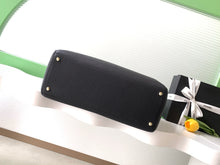 Load image into Gallery viewer, CC1490 Chanel Cerf Medium Tote / HIGHEST QUALITY VERSION / 24×36×14cm
