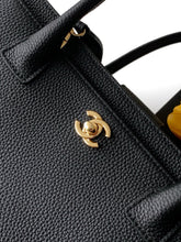 Load image into Gallery viewer, CC1490 Chanel Cerf Medium Tote / HIGHEST QUALITY VERSION / 24×36×14cm
