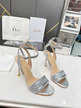 Load image into Gallery viewer, SE1106 DR Dway Heeled Sandal /  Size5-10
