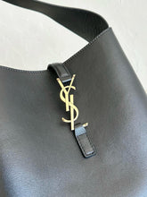 Load image into Gallery viewer, YSK399 le 5 à 7 Supple Small/Large in Grained Leather / HIGHEST QUALITY VERSION
