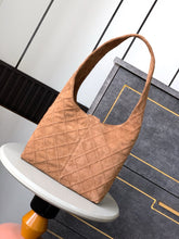Load image into Gallery viewer, CC1134 Hobo Handbag / 10.6 x 9.1 x 8.3in / HIGHEST QUALITY VERSION
