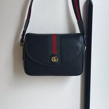 Load image into Gallery viewer, GC700 Ophidia Medium Shoulder Bag / 10.2x6.7x2.7inch
