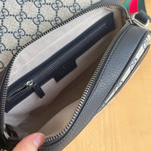 Load image into Gallery viewer, GC702 Ophidia Medium Shoulder Bag / 10.2x6.7x2.7inch
