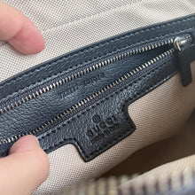 Load image into Gallery viewer, GC702 Ophidia Medium Shoulder Bag / 10.2x6.7x2.7inch
