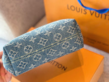 Load image into Gallery viewer, LB934 Hills Pochette / 7.3 x 4.3 x 2.6 inches
