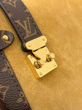 Load image into Gallery viewer, LB1556 LV Side Trunk MM Handbag / HIGHEST QUALITY VERSION / / 23.5×16×8.5cm
