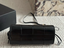 Load image into Gallery viewer, PD347 Medium Leather Shoulder Bag / 14.1x6.3x3.1inch
