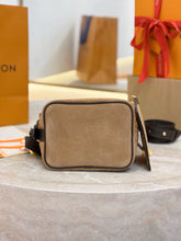 Load image into Gallery viewer, LB1557 LV All In BB Handbag / HIGHEST QUALITY VERSION / 16×18×12cm
