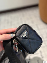 Load image into Gallery viewer, PD348 Prada Re-Edition 1995 Leather Mini/Small-bag
